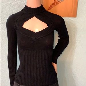 Sweater with sexy cut out